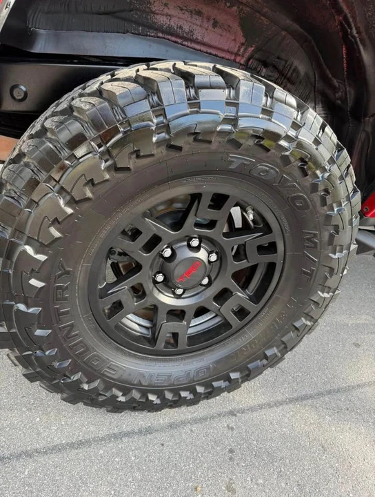 2021 Toyota 4Runner - Image 10 of 10