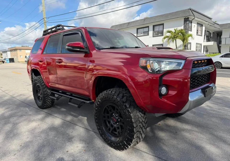 2021 Toyota 4Runner - Image 2 of 10