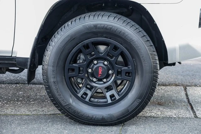 2021 Toyota 4Runner 5th Gen - Image 9 of 12