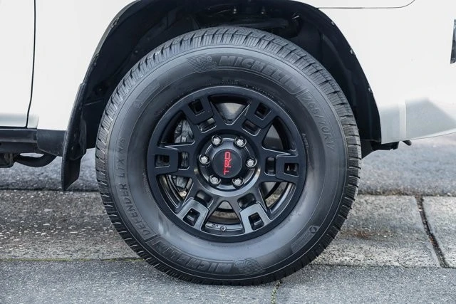2021 Toyota 4Runner 5th Gen - Image 9 of 12