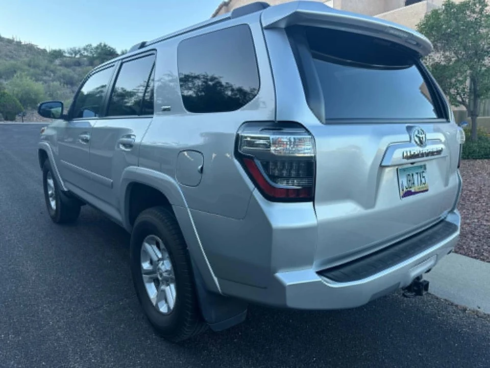 2021 Toyota 4Runner - Image 4 of 13