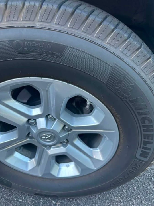 2021 Toyota 4Runner 5th Gen - Image 12 of 13