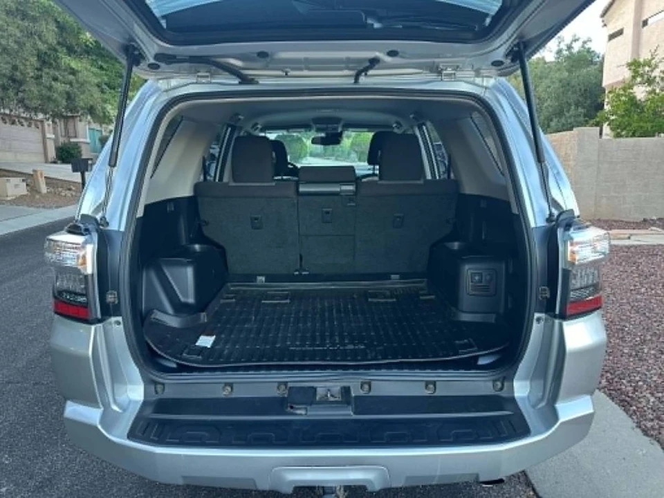 2021 Toyota 4Runner 5th Gen - Image 11 of 13