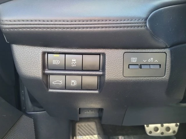 2021 Toyota Avalon 5th Gen - Image 18 of 21