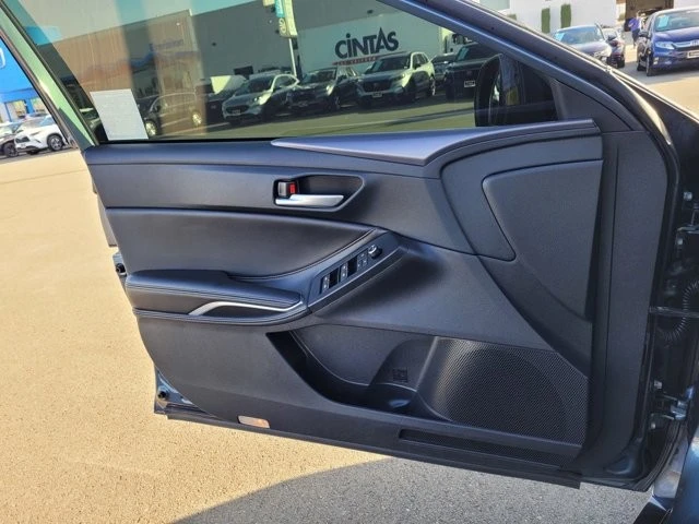 2021 Toyota Avalon 5th Gen - Image 16 of 21