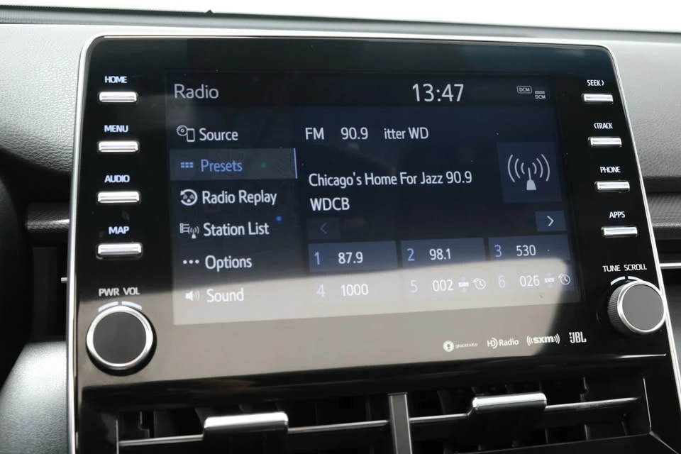 2021 Toyota Avalon 5th Gen - Image 18 of 19