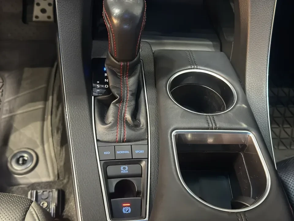 2021 Toyota Avalon 5th Gen - Image 15 of 16