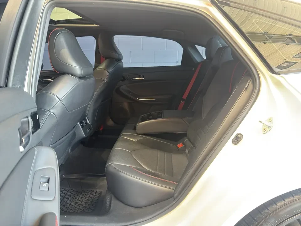 2021 Toyota Avalon 5th Gen - Image 7 of 16