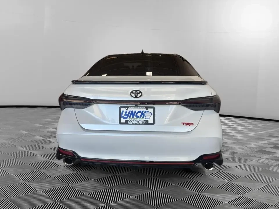 2021 Toyota Avalon 5th Gen - Image 4 of 16