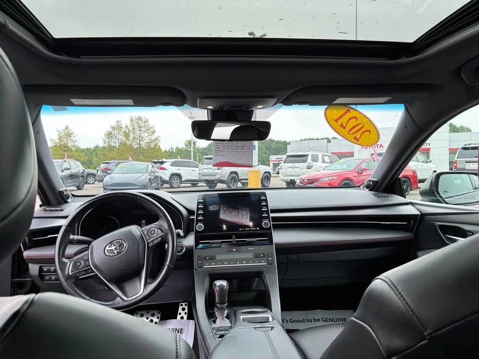 2021 Toyota Avalon 5th Gen - Image 6 of 8