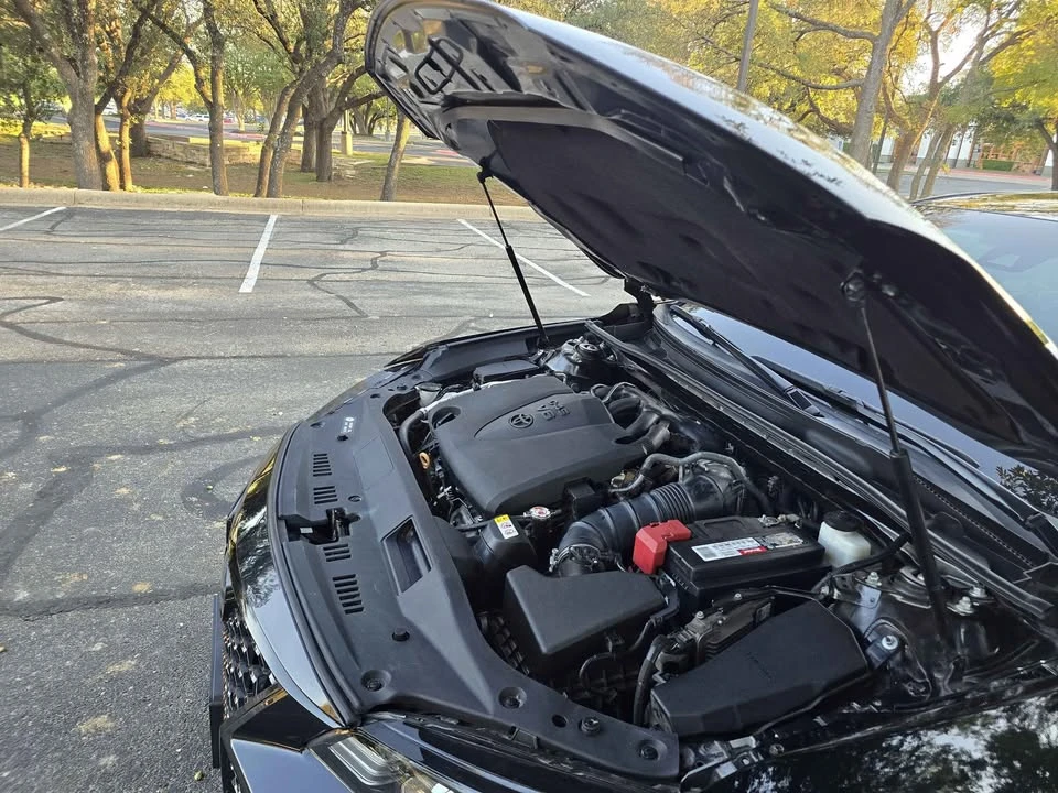2021 Toyota Avalon 5th Gen - Image 9 of 11