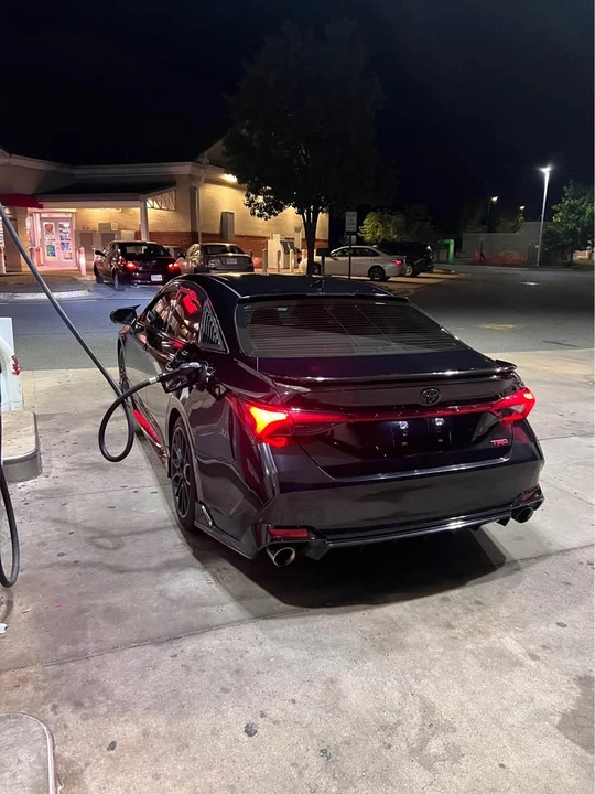 2021 Toyota Avalon 5th Gen - Image 2 of 5
