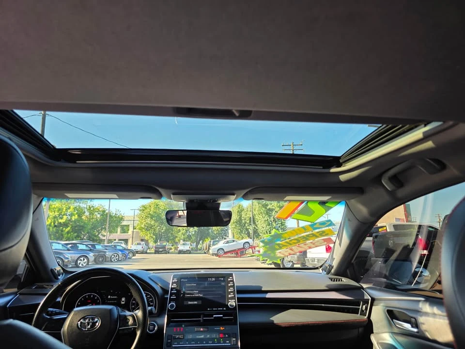 2021 Toyota Avalon 5th Gen - Image 14 of 19