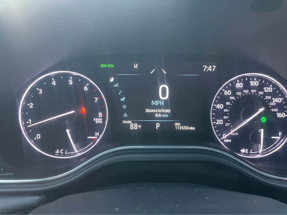 2021 Toyota Avalon 5th Gen - Image 14 of 17