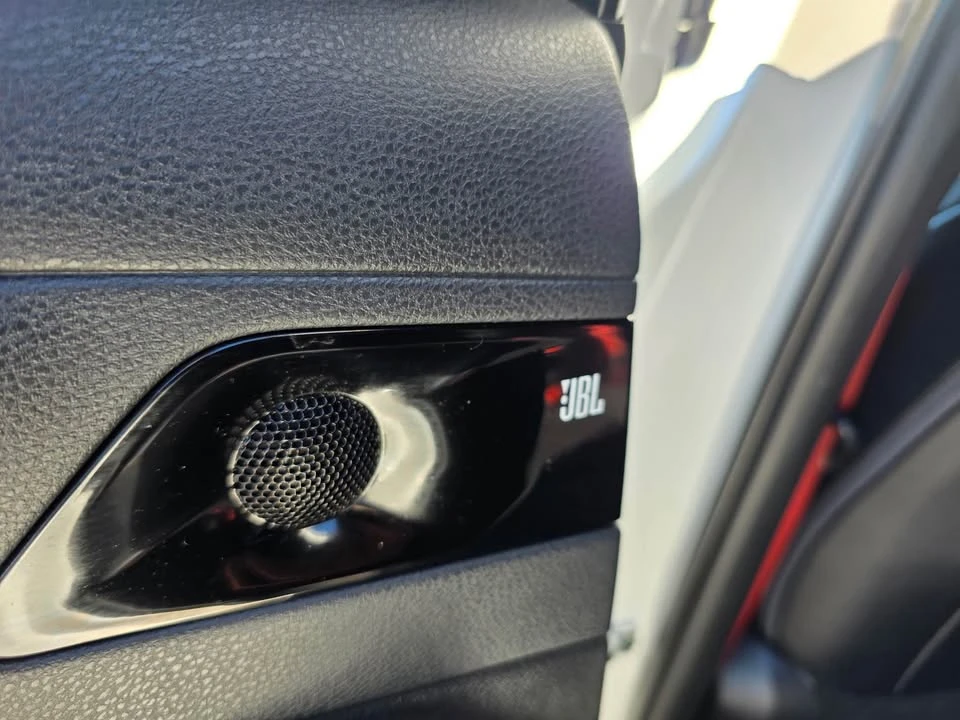 2021 Toyota Avalon 5th Gen - Image 16 of 19