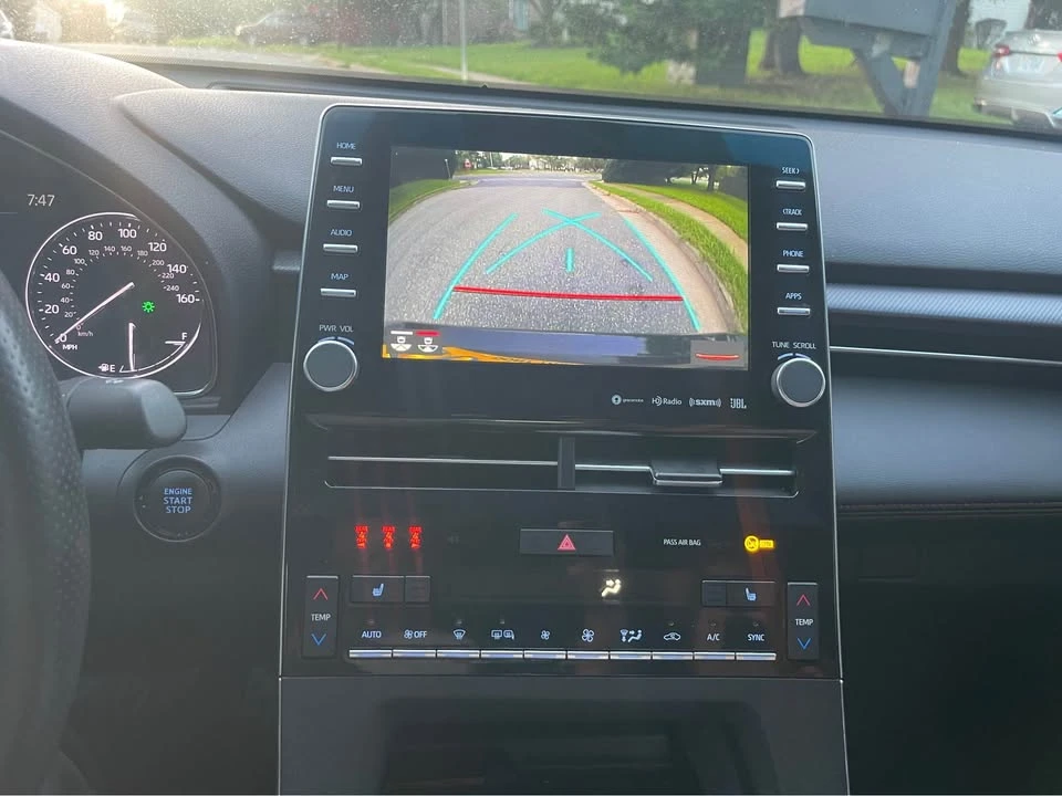 2021 Toyota Avalon 5th Gen - Image 12 of 17