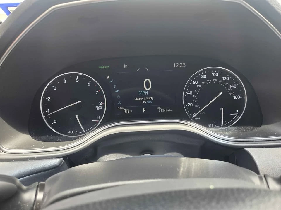 2021 Toyota Avalon 5th Gen - Image 15 of 17