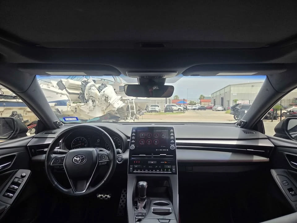 2021 Toyota Avalon 5th Gen - Image 12 of 17
