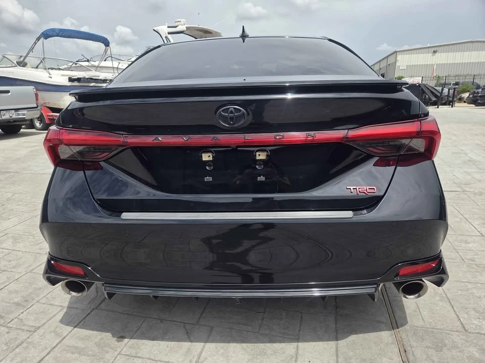 2021 Toyota Avalon 5th Gen - Image 8 of 17