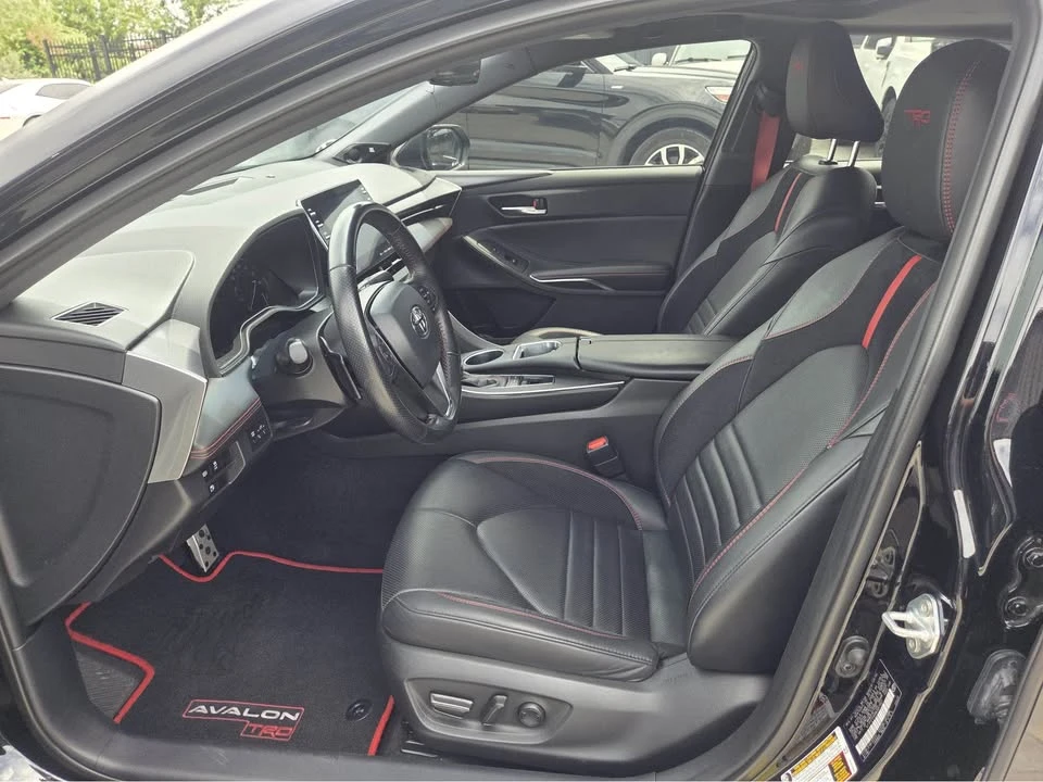 2021 Toyota Avalon 5th Gen - Image 14 of 18