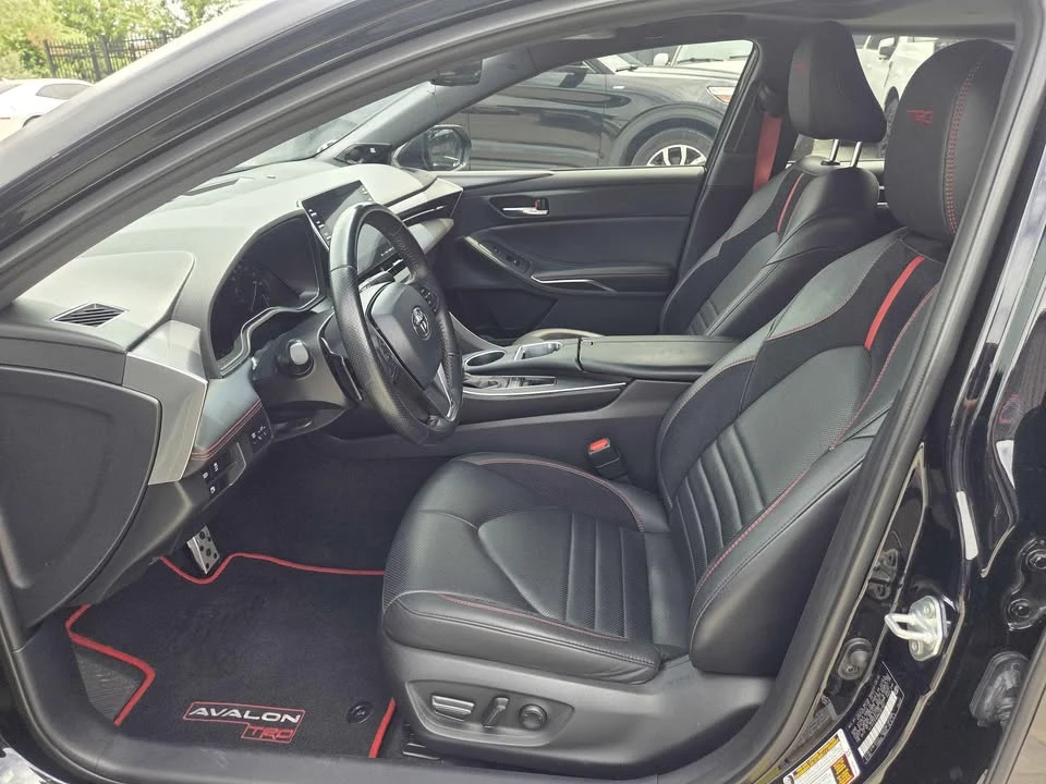 2021 Toyota Avalon 5th Gen - Image 13 of 17