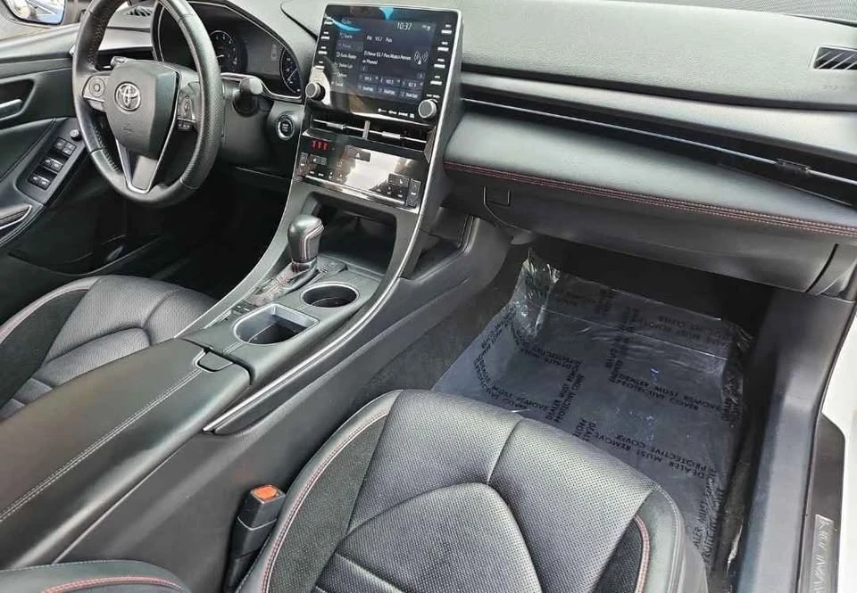 2021 Toyota Avalon 5th Gen - Image 15 of 19
