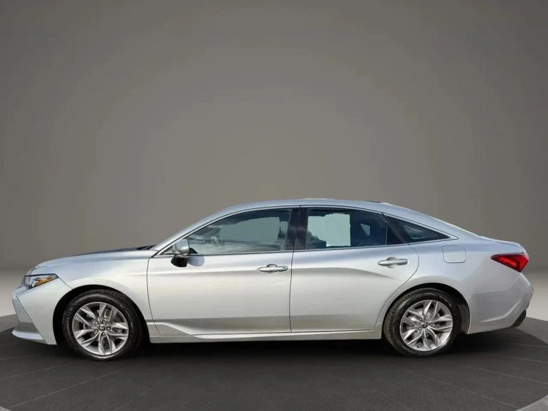 2021 Toyota Avalon 5th Gen - Image 8 of 12