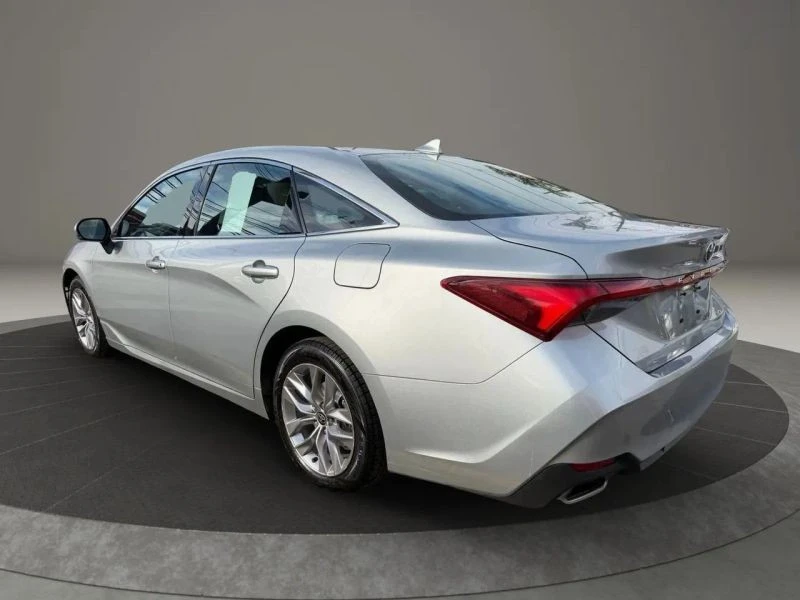 2021 Toyota Avalon 5th Gen - Image 7 of 12
