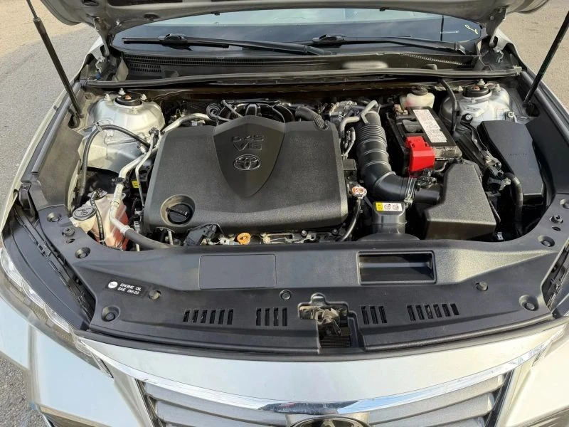 2021 Toyota Avalon 5th Gen - Image 11 of 12