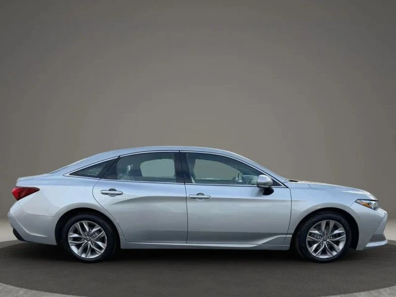2021 Toyota Avalon 5th Gen - Image 4 of 12