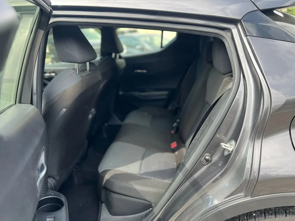 2021 Toyota C-HR - Image 4 of 5
