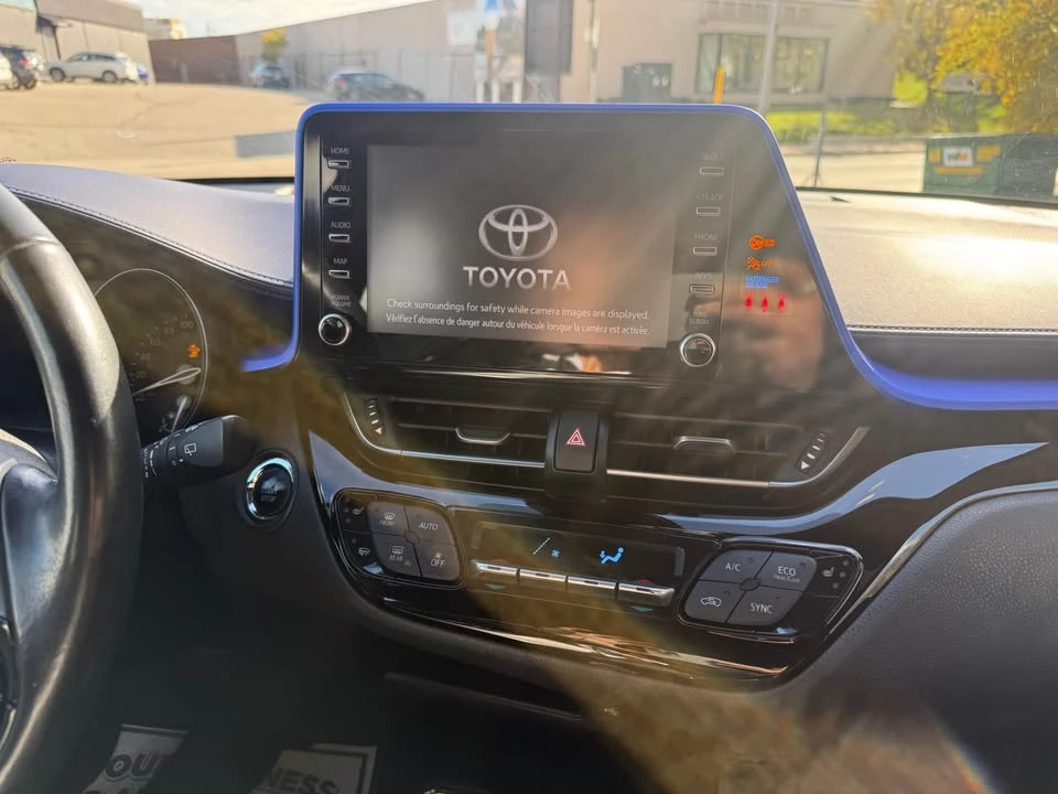 2021 Toyota C-HR - Image 13 of 16