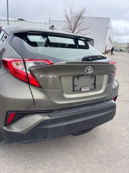 2021 Toyota C-HR - Image 5 of 14