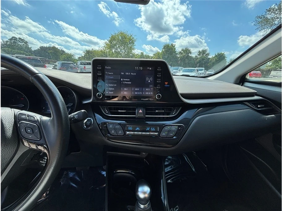 2021 Toyota C-HR - Image 11 of 21