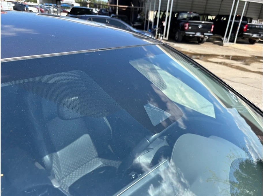 2021 Toyota C-HR - Image 12 of 21
