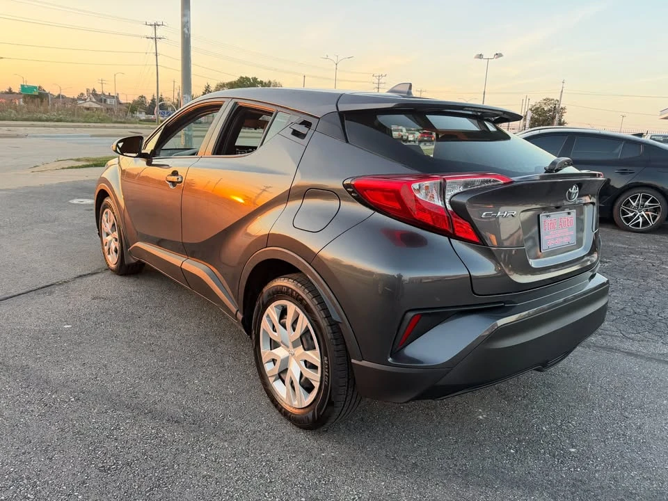 2021 Toyota C-HR - Image 8 of 16
