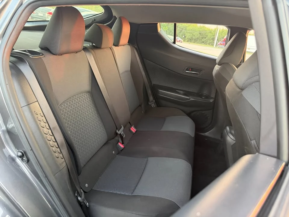 2021 Toyota C-HR - Image 13 of 16