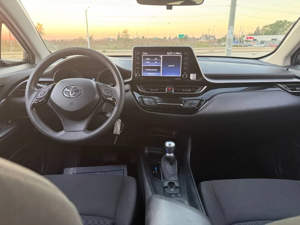2021 Toyota C-HR - Image 14 of 16