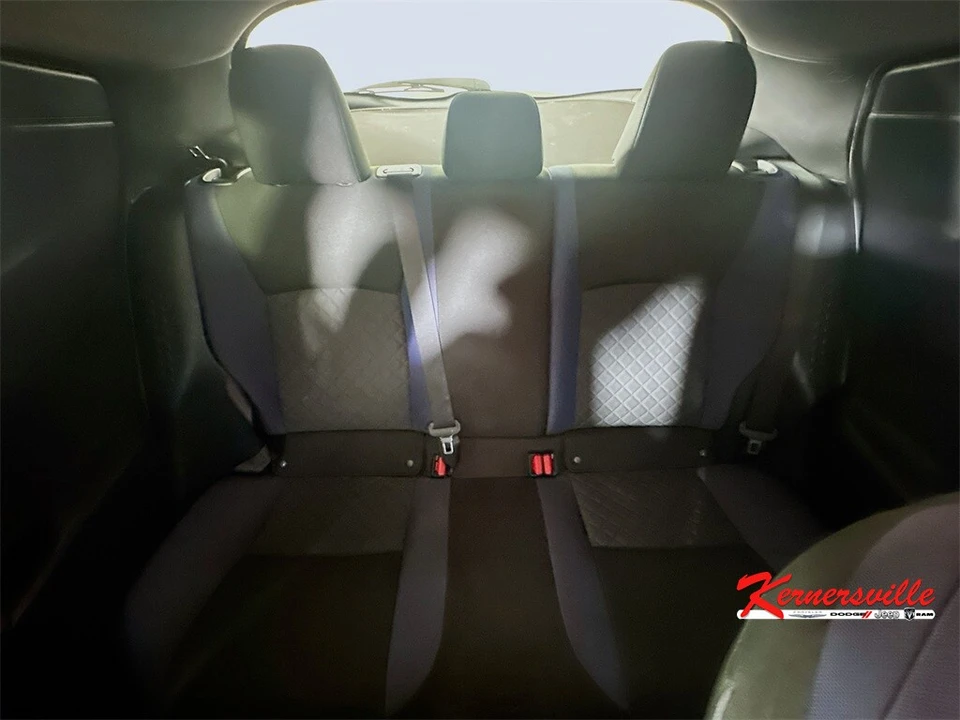 2021 Toyota C-HR - Image 13 of 21