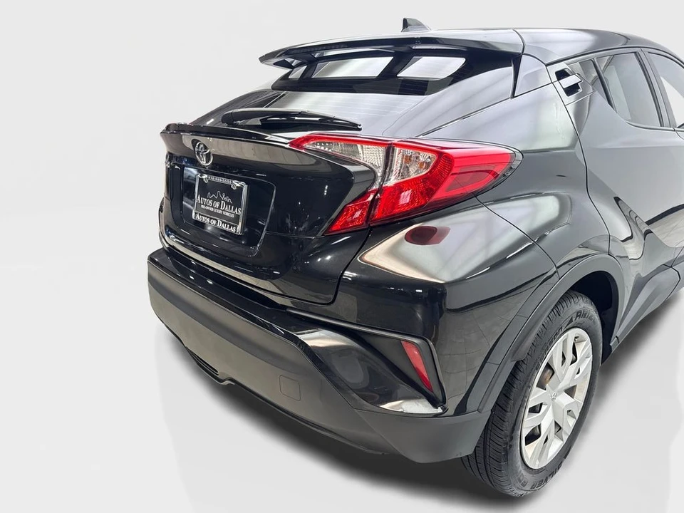 2021 Toyota C-HR - Image 18 of 31