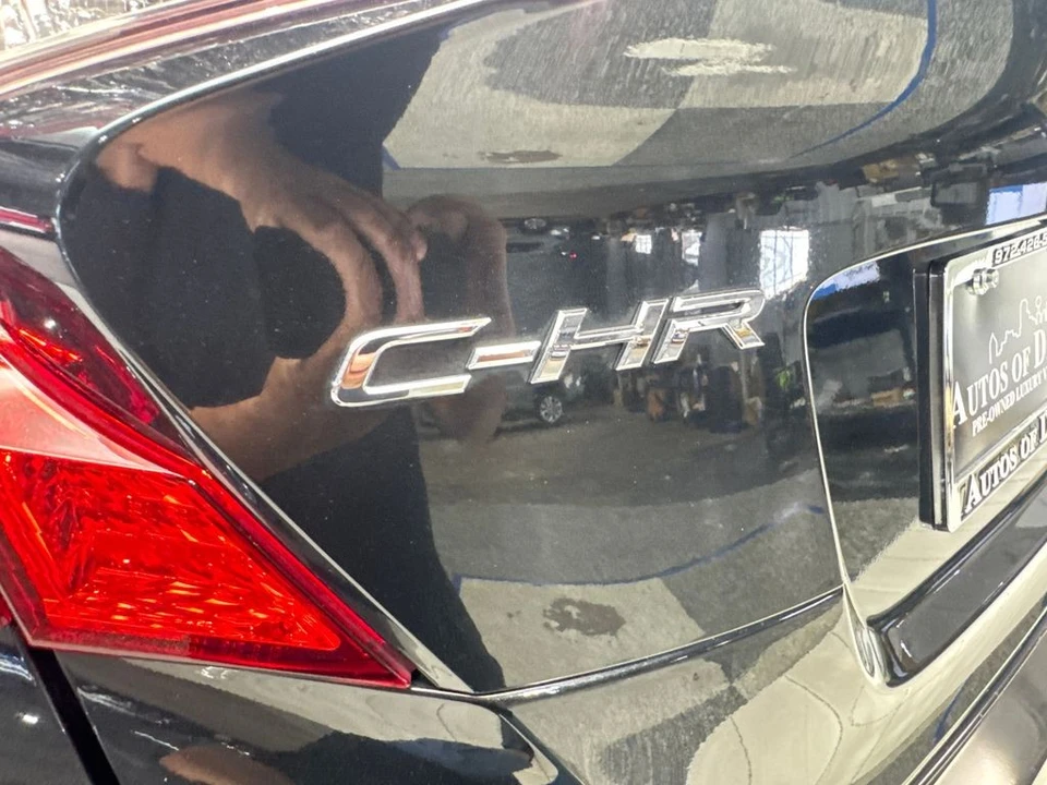 2021 Toyota C-HR - Image 23 of 31