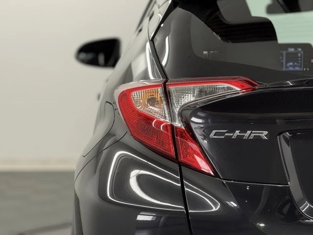 2021 Toyota C-HR - Image 9 of 12
