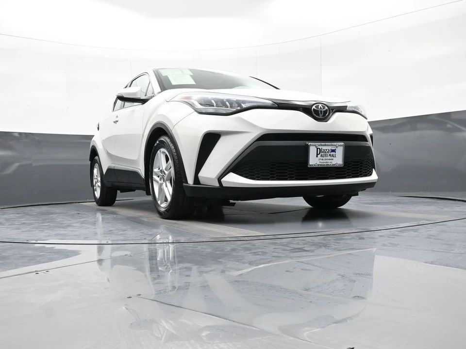 2021 Toyota C-HR - Image 27 of 31