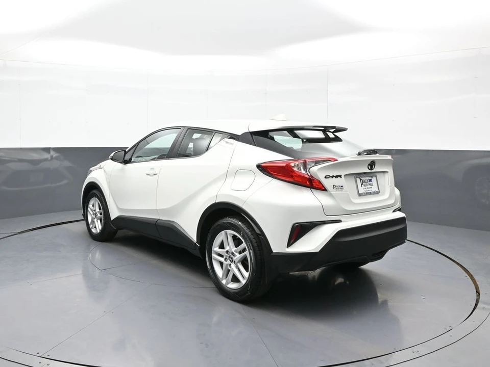 2021 Toyota C-HR - Image 8 of 31