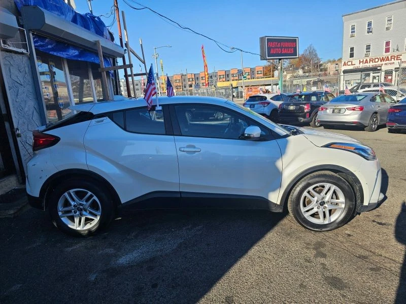 2021 Toyota C-HR - Image 3 of 12