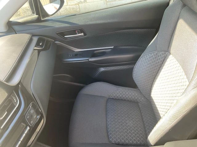 2021 Toyota C-HR - Image 15 of 21
