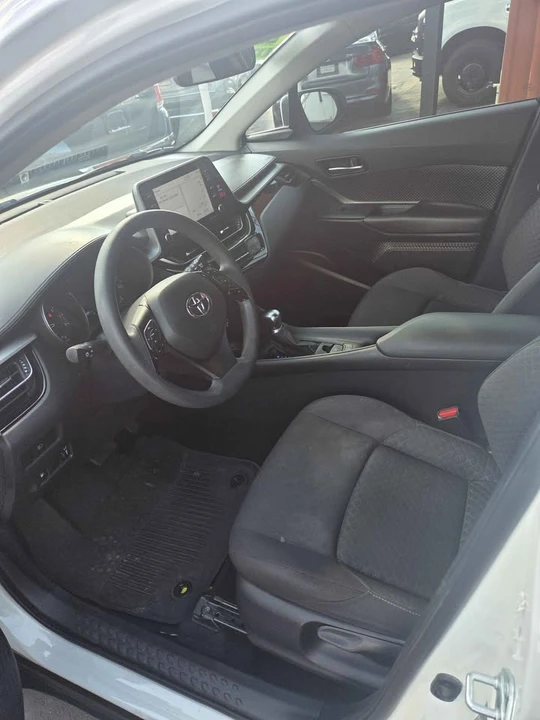 2021 Toyota C-HR - Image 7 of 10