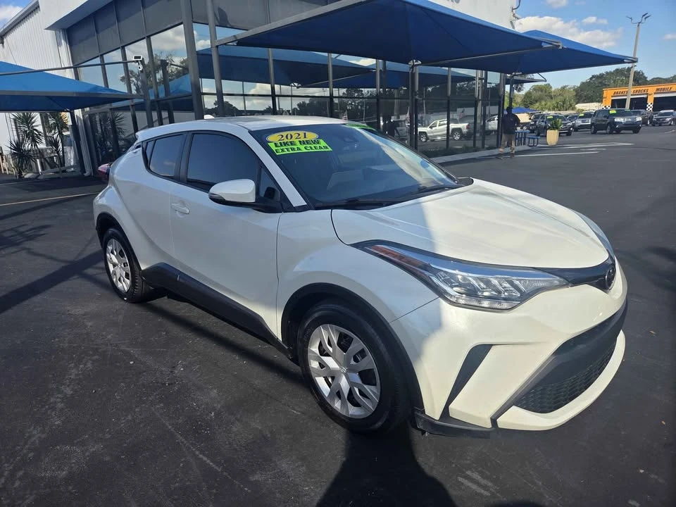 2021 Toyota C-HR - Image 2 of 10