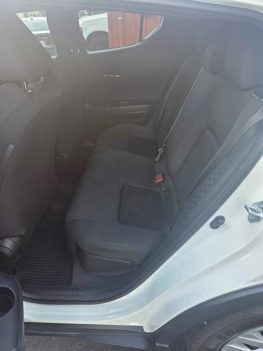 2021 Toyota C-HR - Image 9 of 10