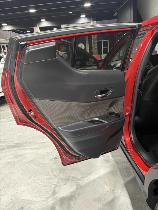 2021 Toyota C-HR - Image 11 of 20